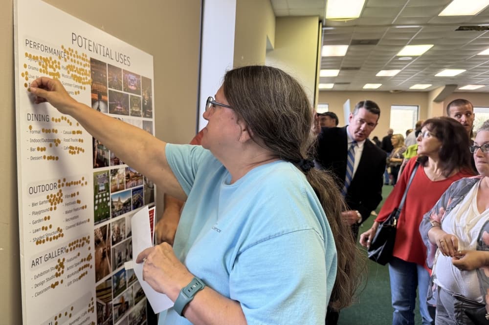 Tomball community gives feedback on future of First Baptist Church site during open house