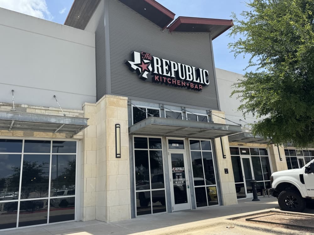 Leander’s Republic Kitchen + Bar is now closed