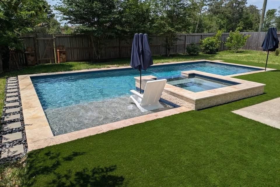 Horizon Outdoor Construction designs and builds pools, hot tubs, patio covers, outdoor kitchens, backyard bathrooms and fireplaces, among other home upgrades. (Courtesy/Horizon Outdoor Construction) 