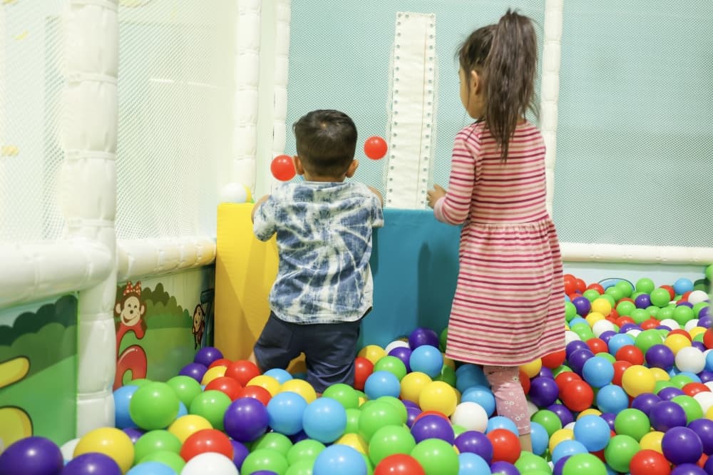 “Edutainment” playground Cheeky Monkeys provides unique indoor play space for kids