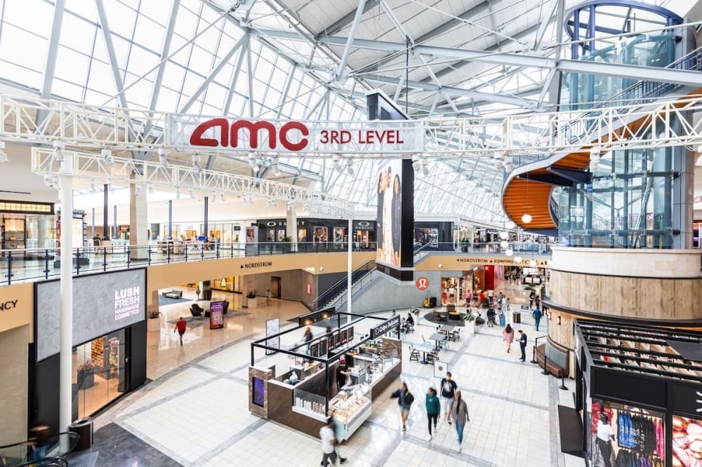 Stonebriar Centre celebrates 25 years of operation in Frisco