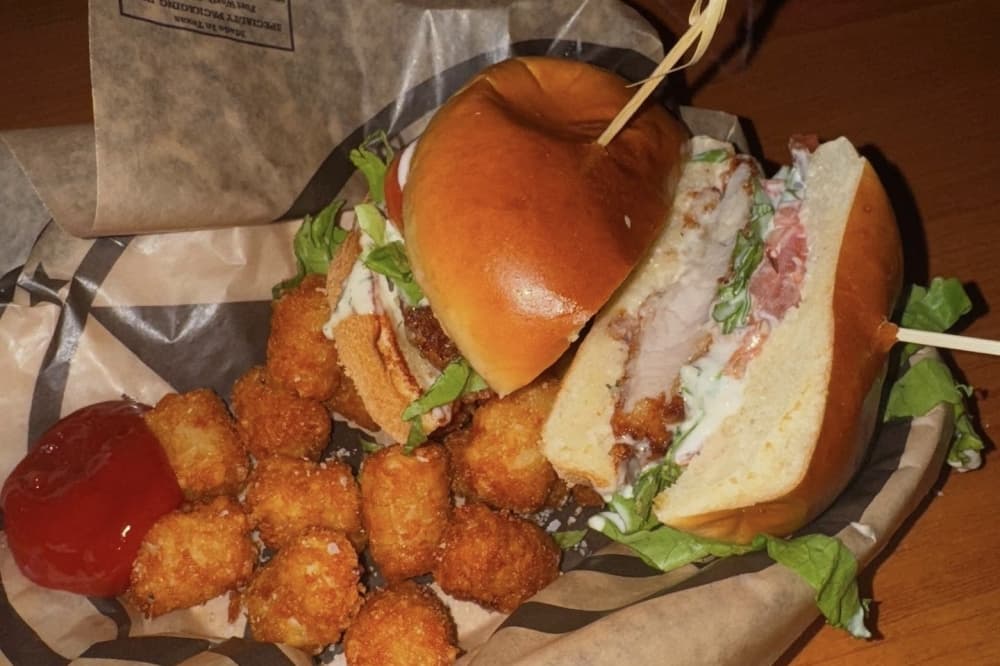 Below Deck Dive Bar now open in Tomball