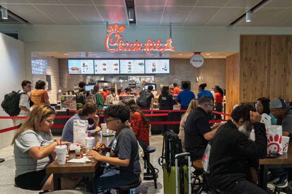 Houston Airports expands dining options at IAH as part of terminal redevelopment