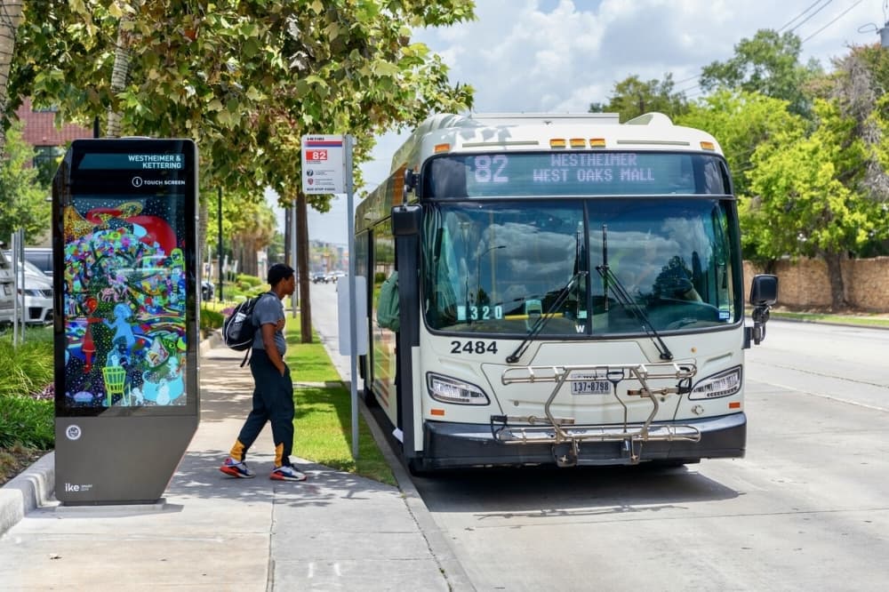 METRO to provide free transportation for HISD high school students