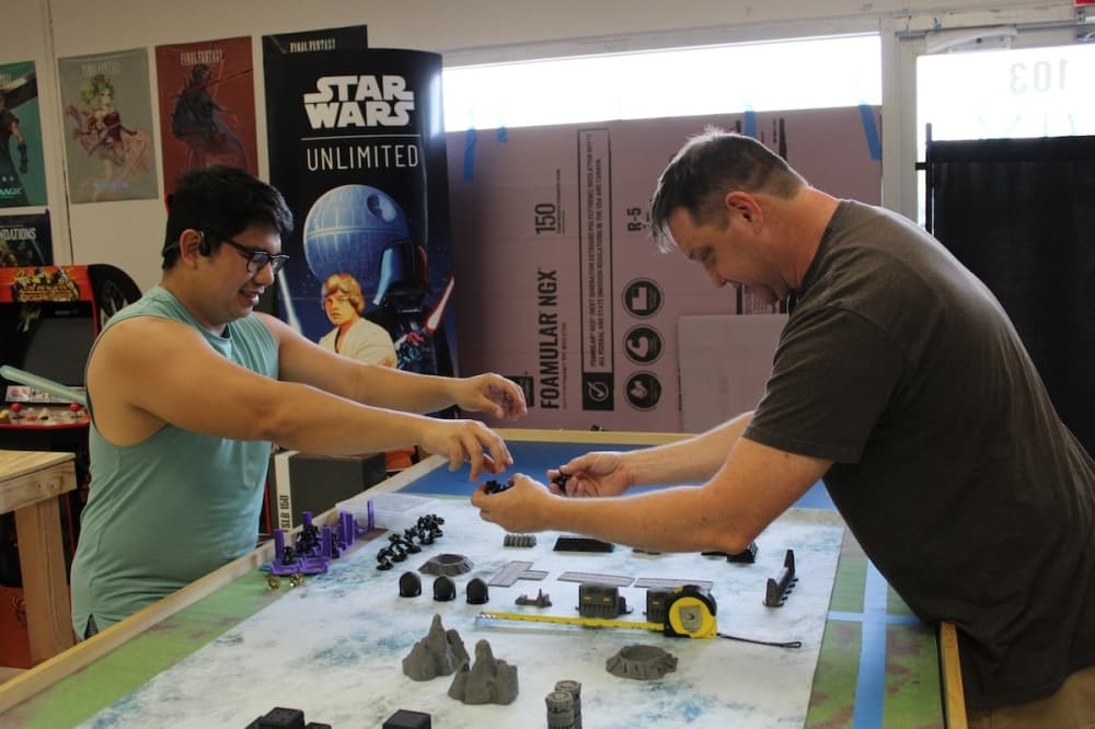 Hole in the Wall Hobbies offers community in Universal City
