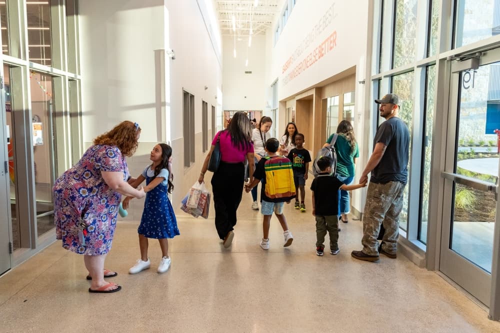 Hutto students and their families walk through the halls of Lee Martinez Elementary School. (Courtesy Hutto ISD)