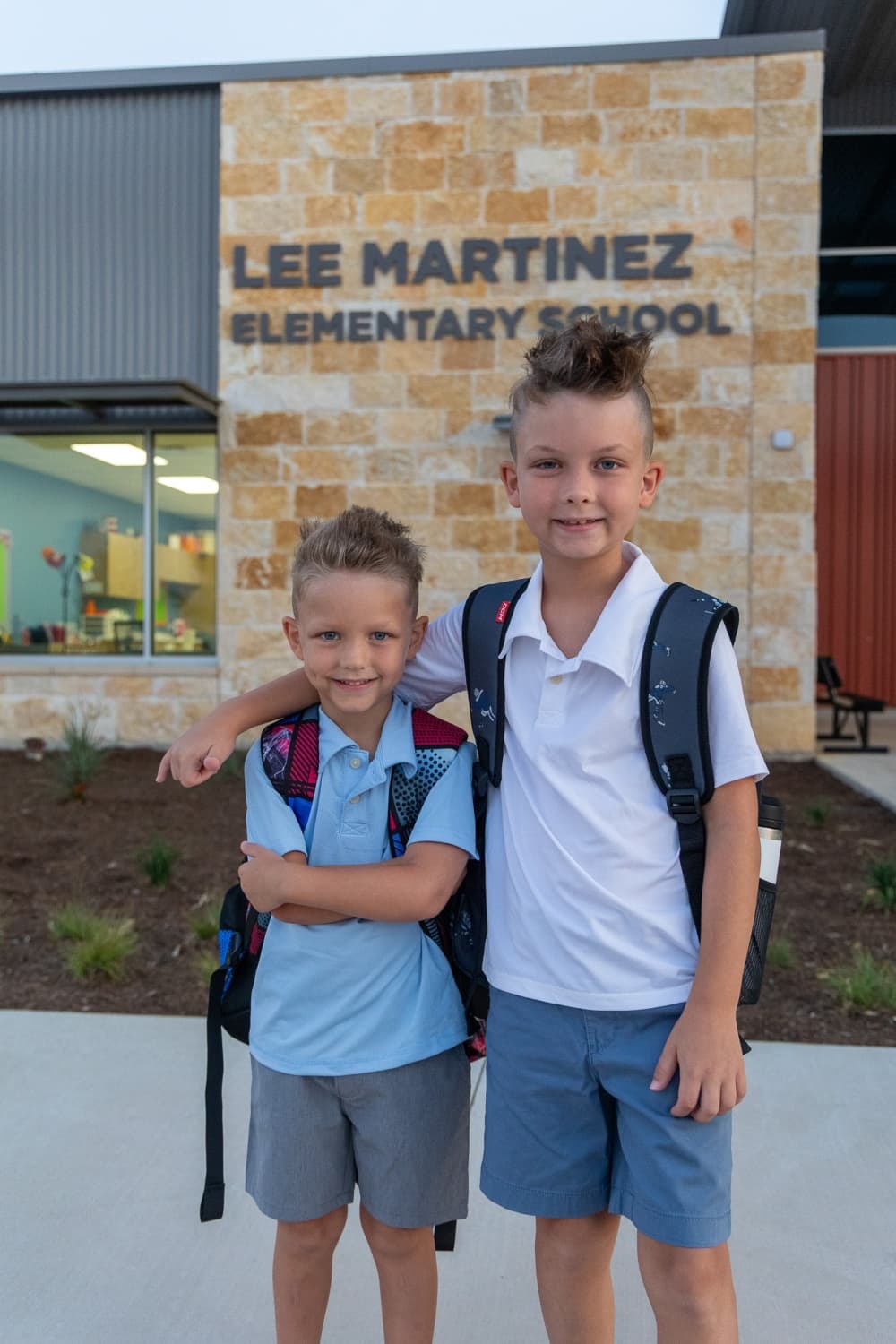 Students pose outside of the new elementary school. (Courtesy Hutto ISD)