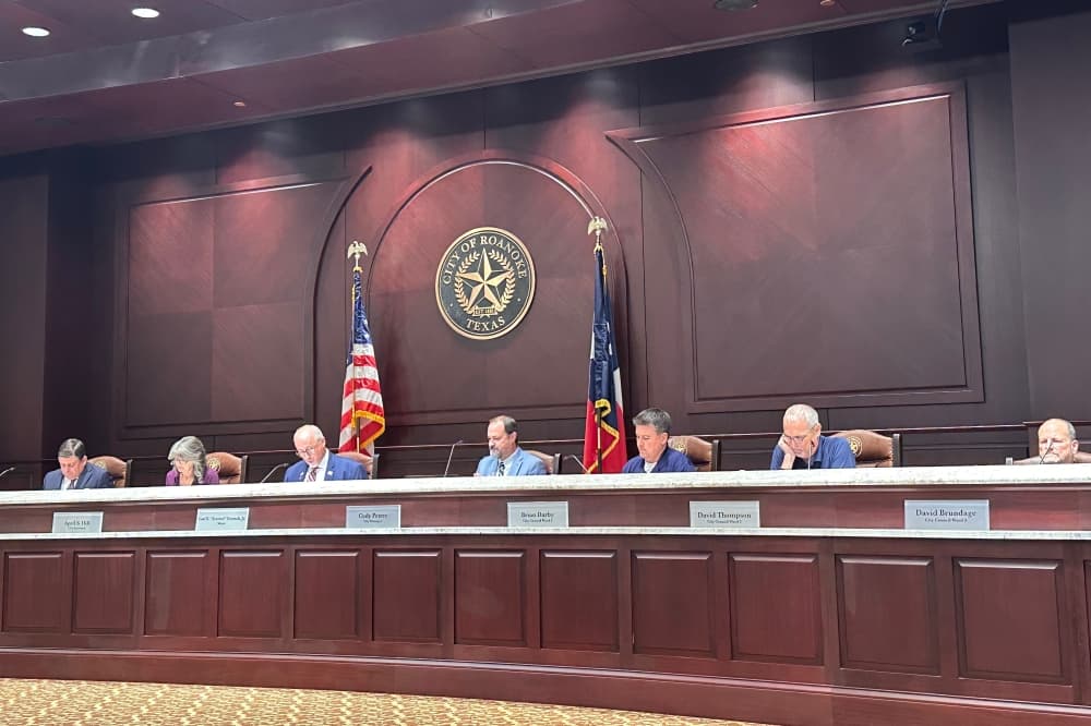 Roanoke officials approve 8 single-family homes near future senior living community