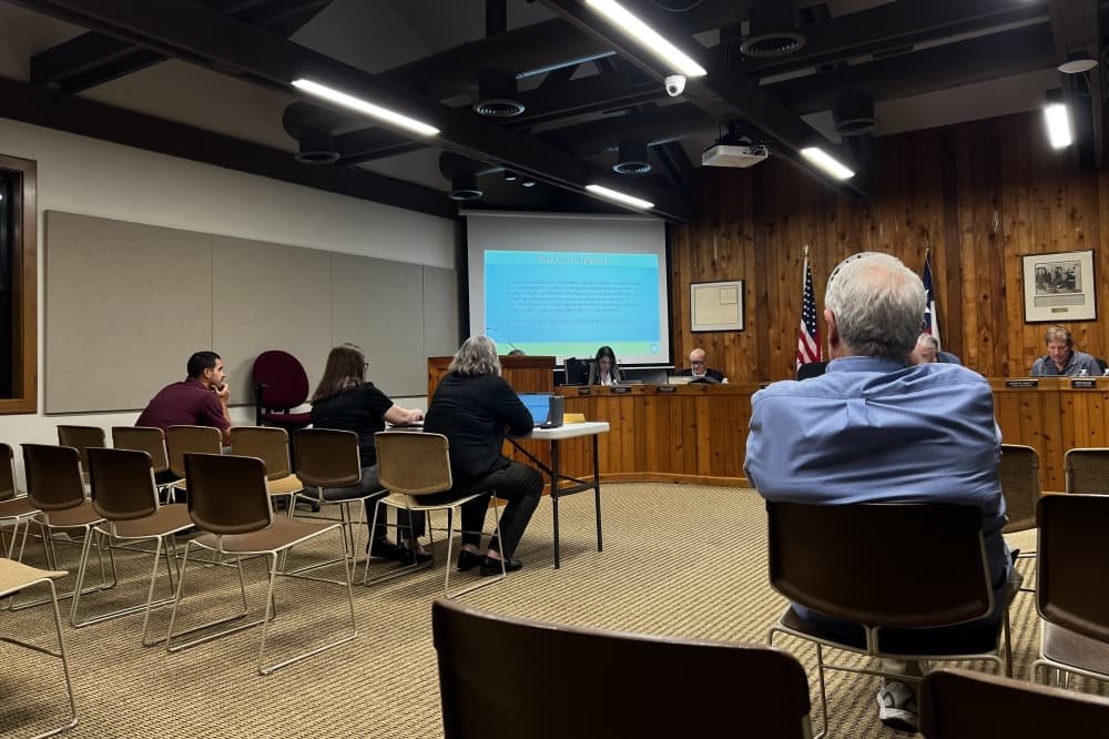 West Lake Hills to put road tax before voters in special election
