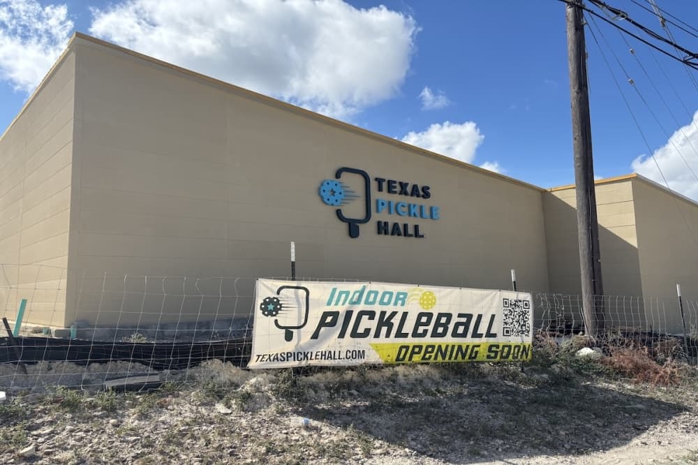 Texas Pickle Hall to open soon in Live Oak