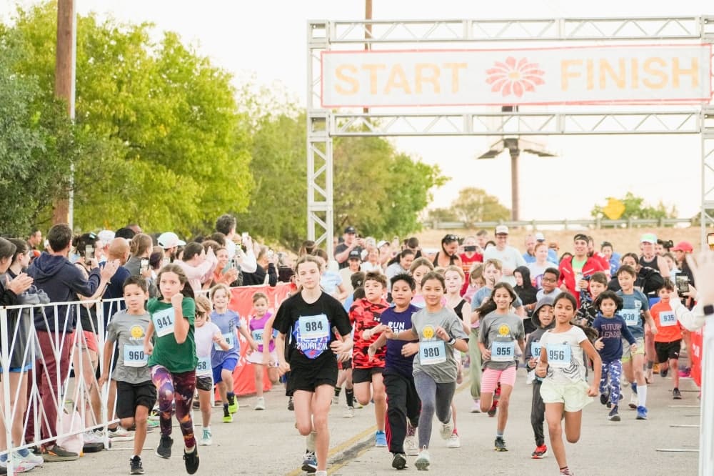 An image of the Kids Dash at a previous year's event. 