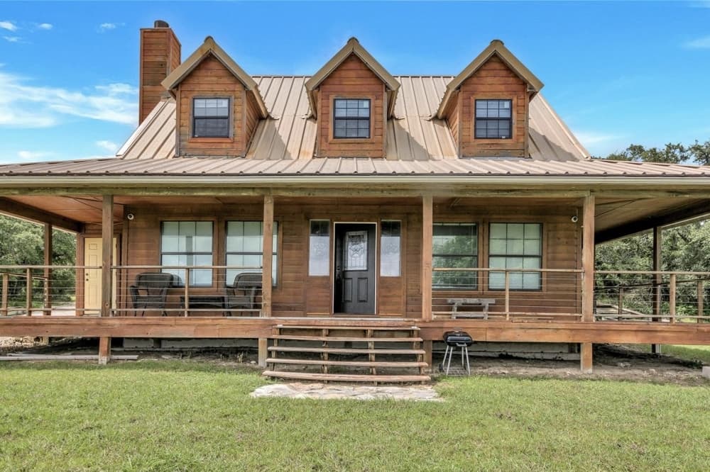 230 homes sold across Georgetown's 3 area ZIP codes in July
