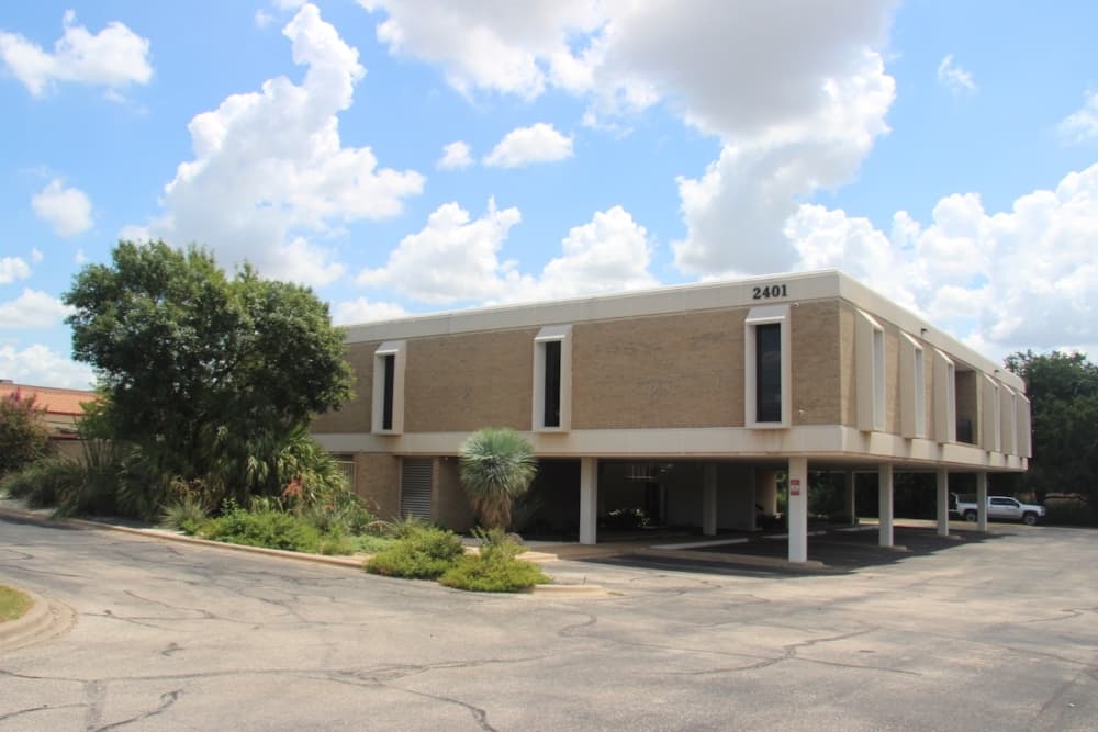I-35 navigation center