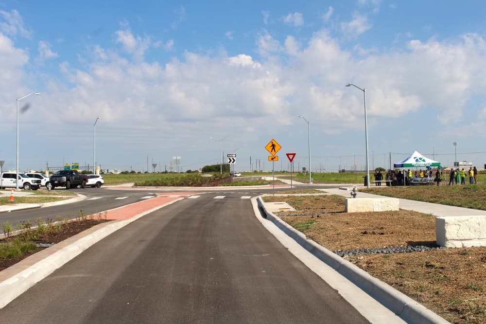 The extension of Colorado Sand Drive between Copper Mine Drive and Lone Star Ranch Blvd. included the addition of a roundabout and sidewalks. (Sienna Wight/Community Impact)