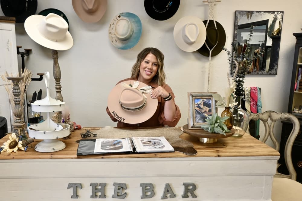 League City boutique owner looks to inspire confidence through clothes