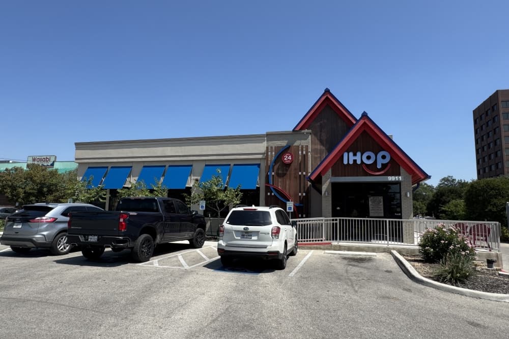 Dual-branded Applebee’s and IHOP to open in North San Antonio
