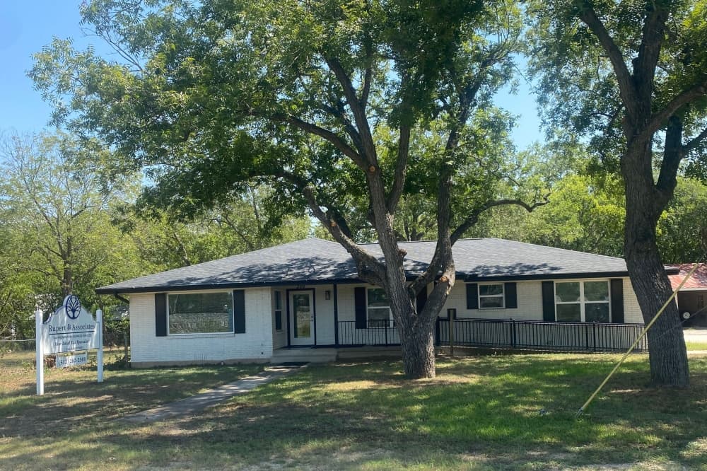 Rupert & Associates expands in Buda with move