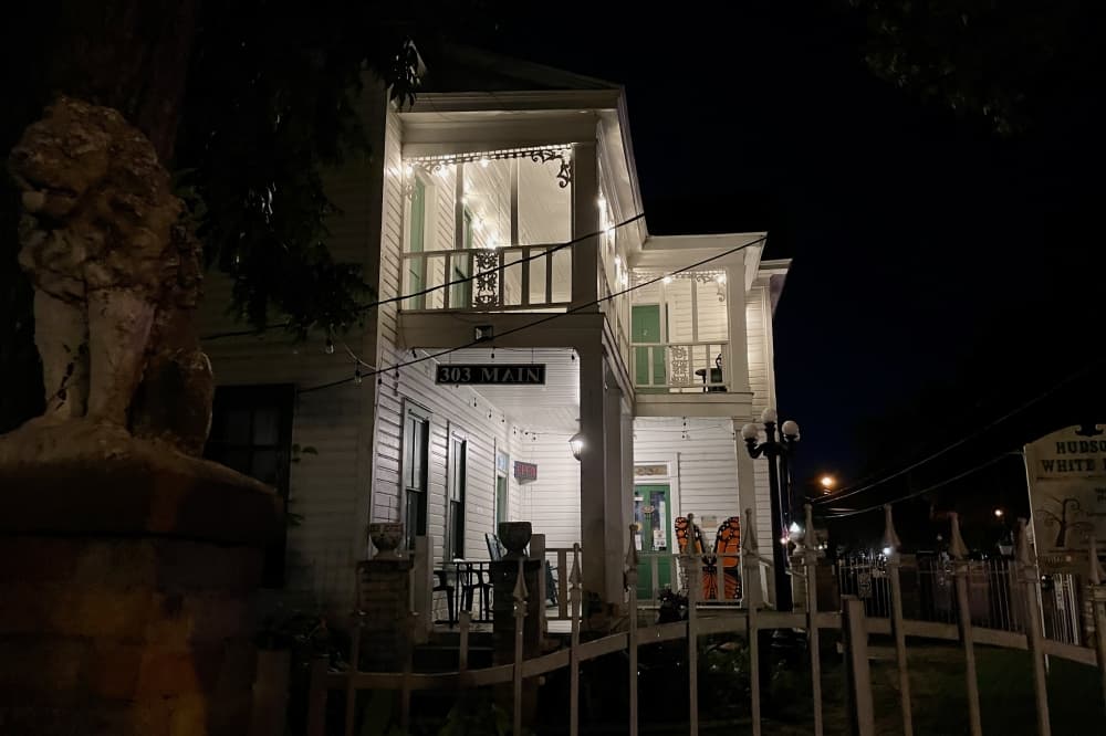 13 Houston-area haunted houses, ghost tours open ahead of Halloween