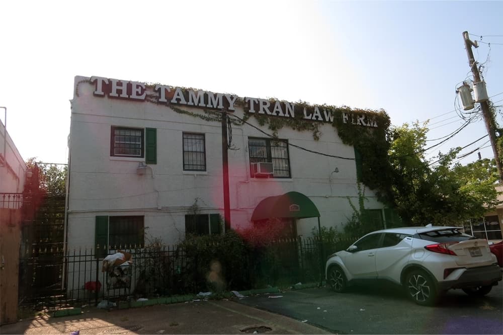 Proposed ordinance to require fencing of vacant Houston buildings faces resource challenges