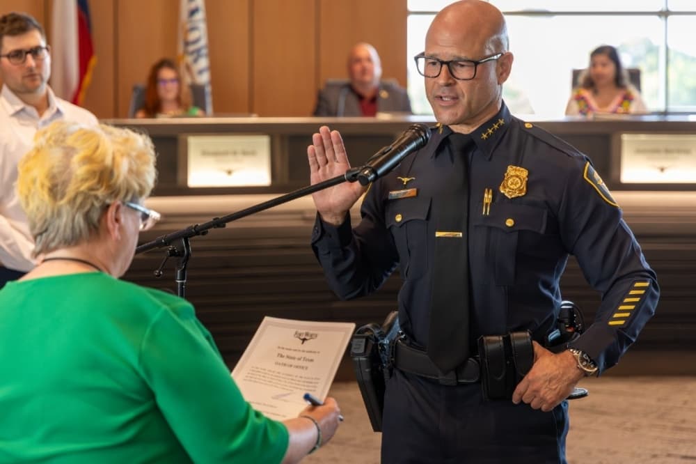 Eddie Garcia sworn in as Fort Worth’s police chief