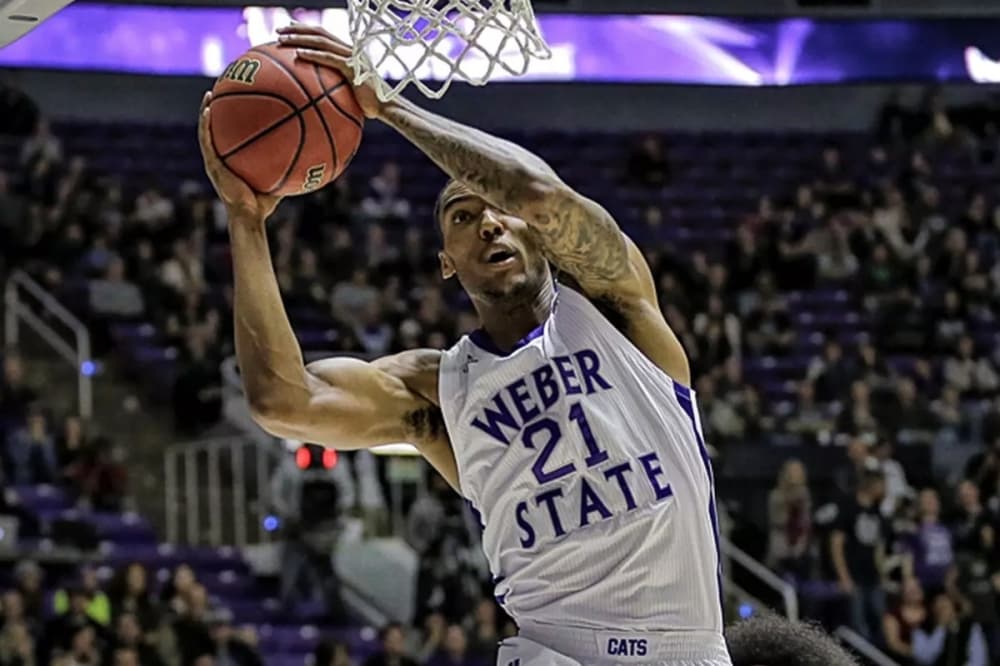 Joel Bolomboy