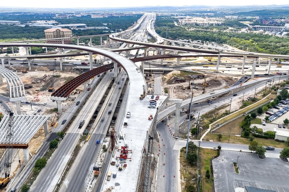 Fourth flyover ramp opens at Loop 1604 and I-10 interchange