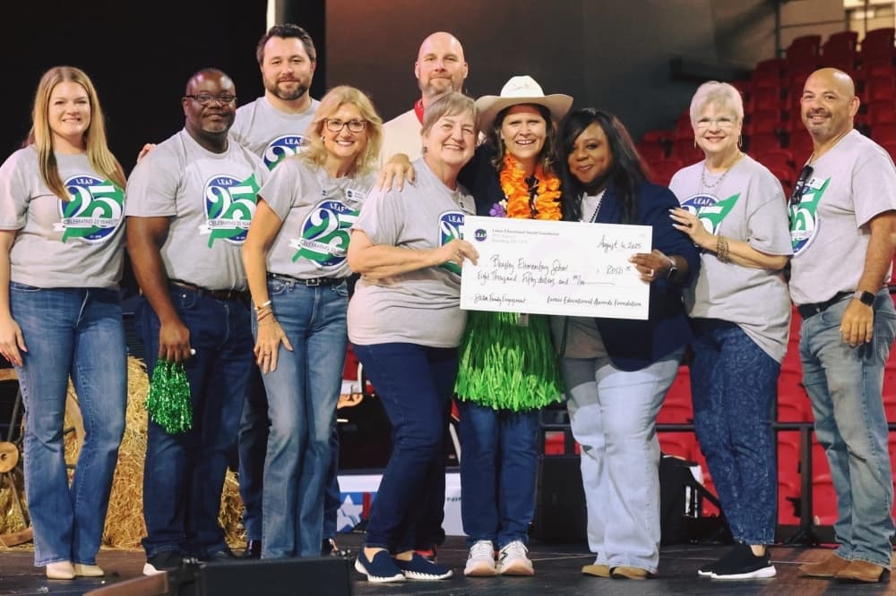 Lamar Educational Awards Foundation celebrates 25 years of growth 
