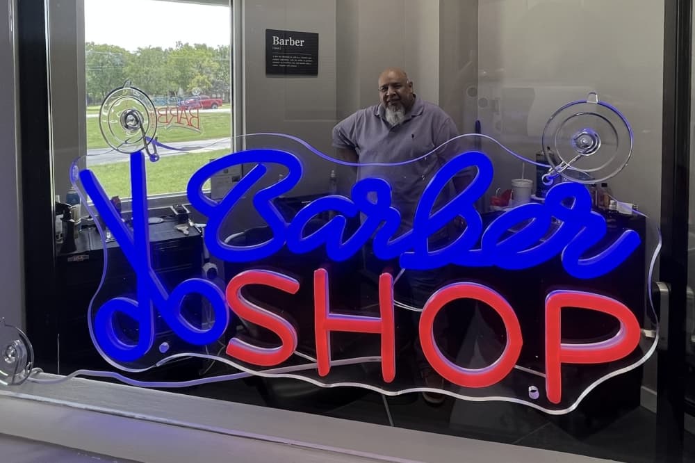 Custom Cuts Barber Shop now open in Georgetown