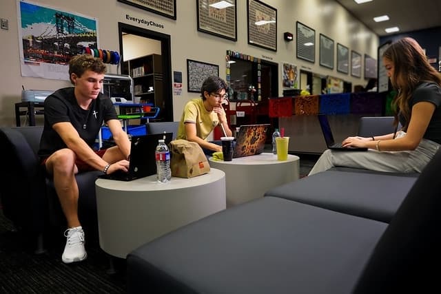Katy ISD to launch full-time virtual high school campus in 2026