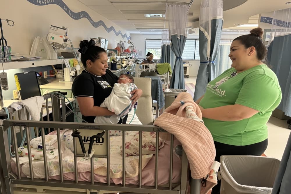 Hand to Hold celebrates 15 years of helping NICU parents navigate challenges