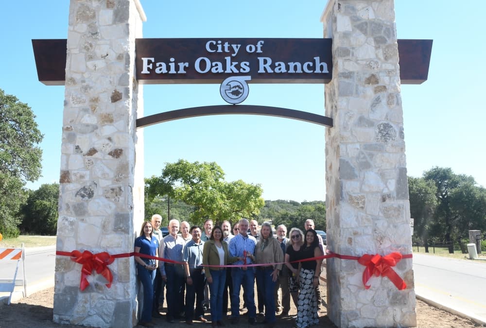Fair Oaks Ranch celebrates completion of Fair Oaks Parkway Gateway Feature Project