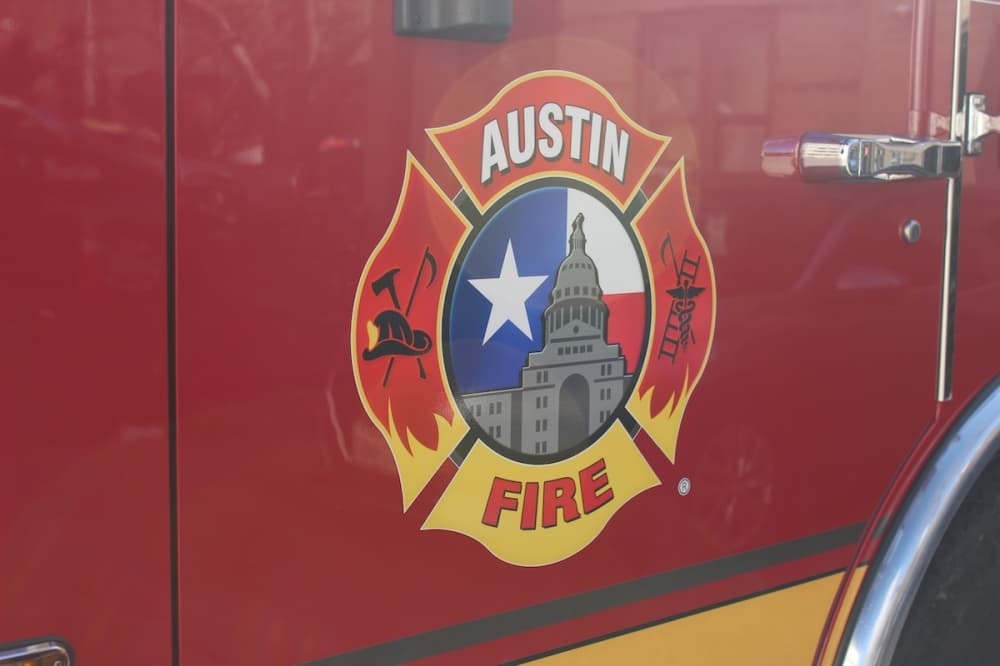Austin firefighters contract to include pay increases, new work hours