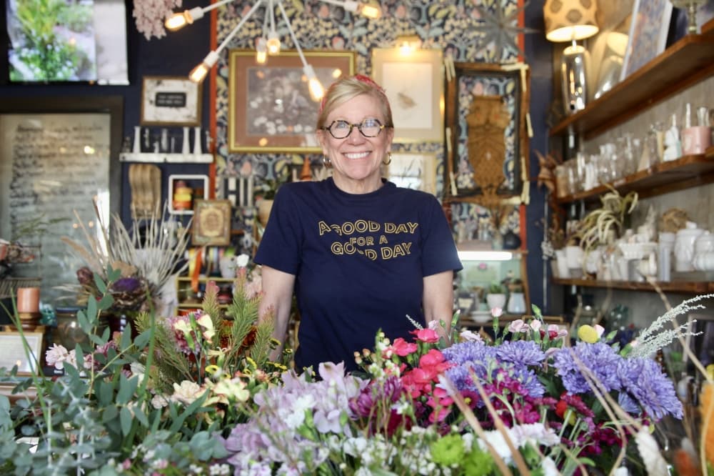 Flower Bells offers floral design, gifts for any occasion