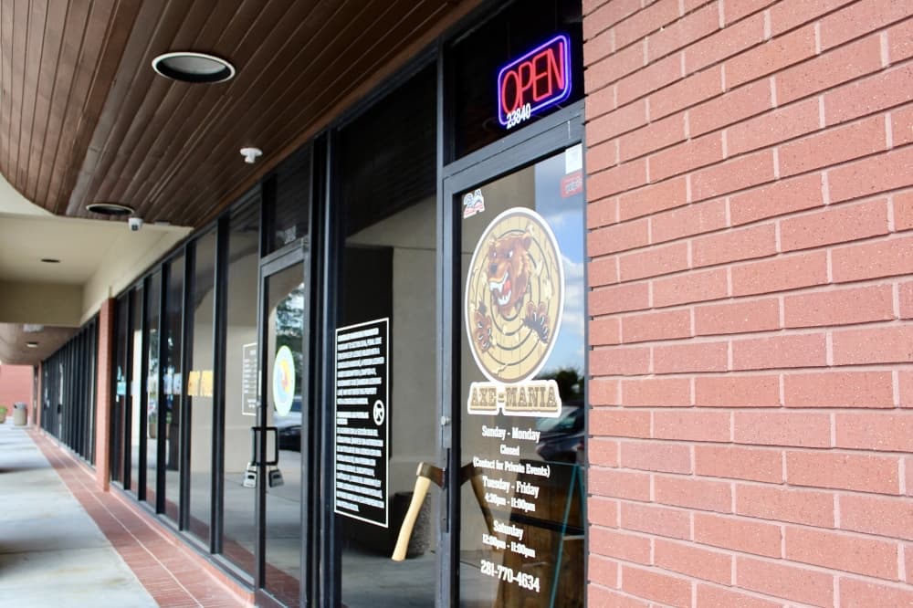Axe-Mania opened in January at 23840 Hwy. 59 N., Kingwood. (Jovanna Aguilar/Community Impact)