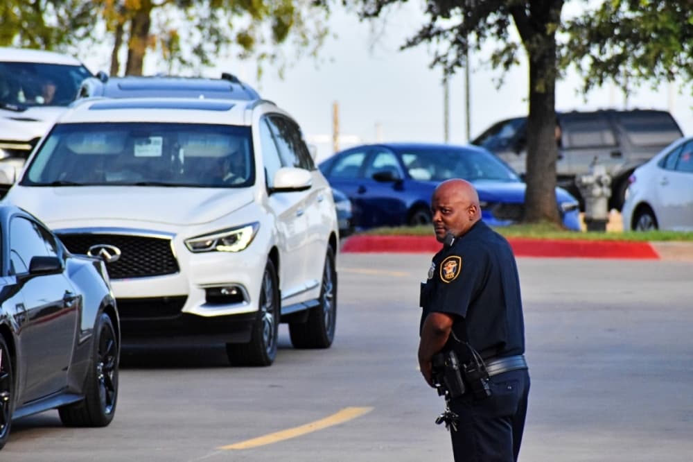 Northwest ISD, Keller ISD extend Fort Worth Police Department SRO contracts
