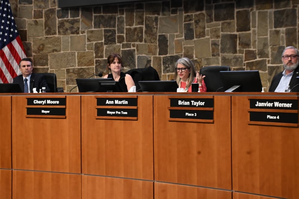 Flower Mound council approves 132-townhome Lakeside East proposal, project economic incentives