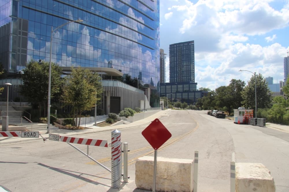 Downtown plaza to honor Pike Powers, former legislator and leader of Austin's tech boom