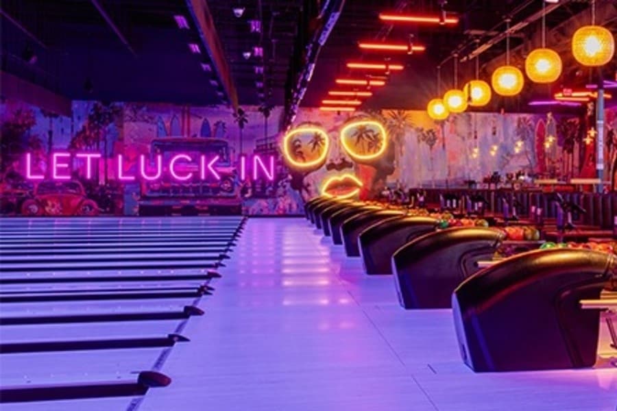 Lucky Strike Woodlands now open