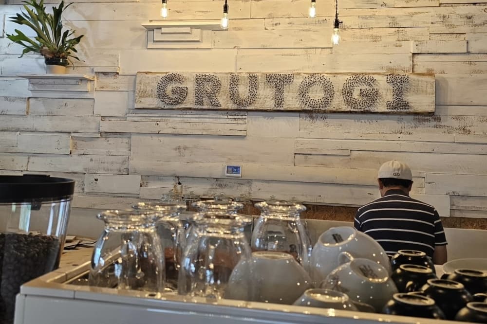 Grutogi front counter