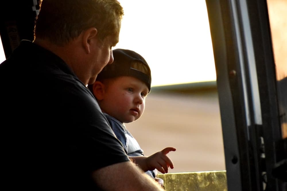 Child in an excavator 