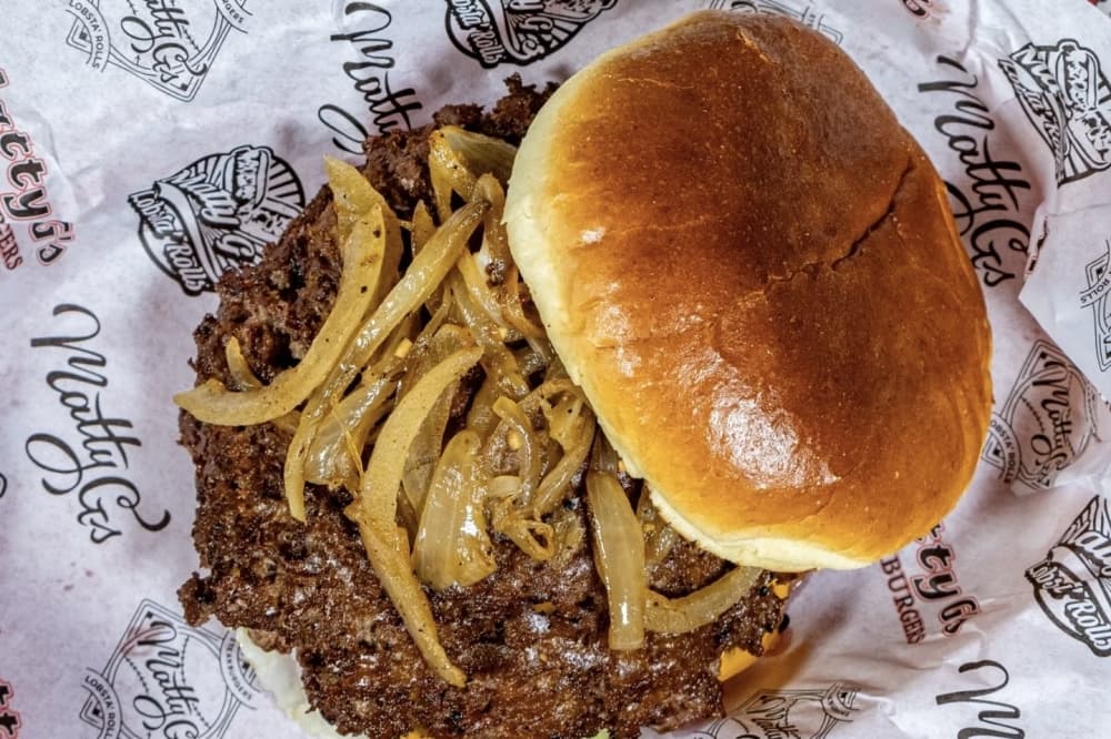 Matty G’s Steakburgers soft opens in the Heights