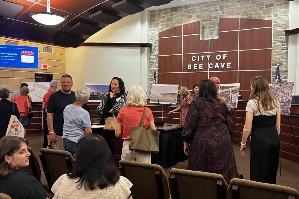 Bee Cave shares details on new library during town hall