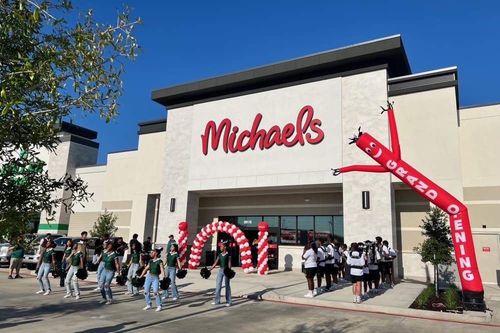Craft retailer Michaels expands with new Missouri City location