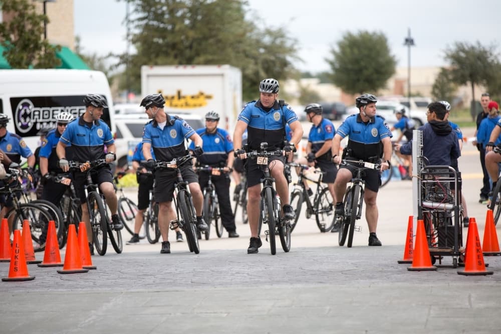 Pumpkin decorating, bike race: 5 Dallas-Fort Worth area events to attend Oct. 17-19
