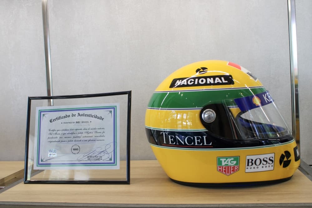An image of an F1 helmet at the store. 