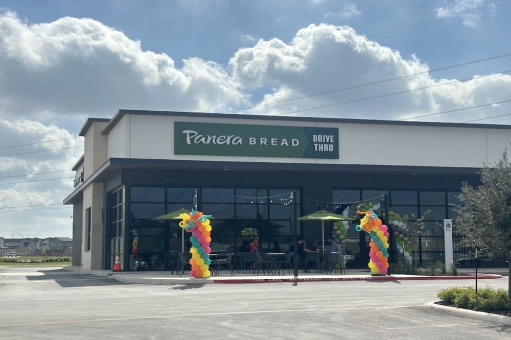 Panera Bread opens as first tenant of Schertz Station development