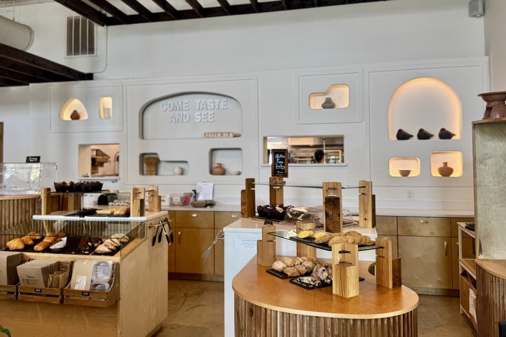 Manna Bread From Heaven extending hours, offering dinner menu, live music