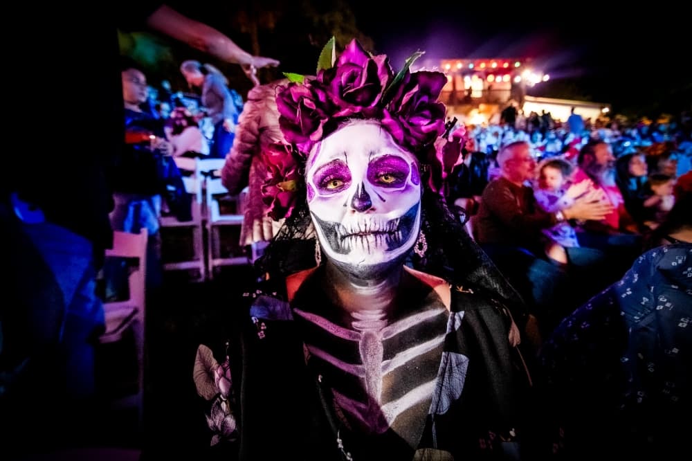 The River Parade will feature floats with altars and dancing catarinas, which are skeleton-like figures in vivid makeup and in bright costumes. (Courtesy San Antonio Center City Development & Operations)