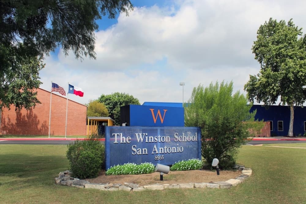 Alternative learning school in San Antonio celebrates 40 years in the city