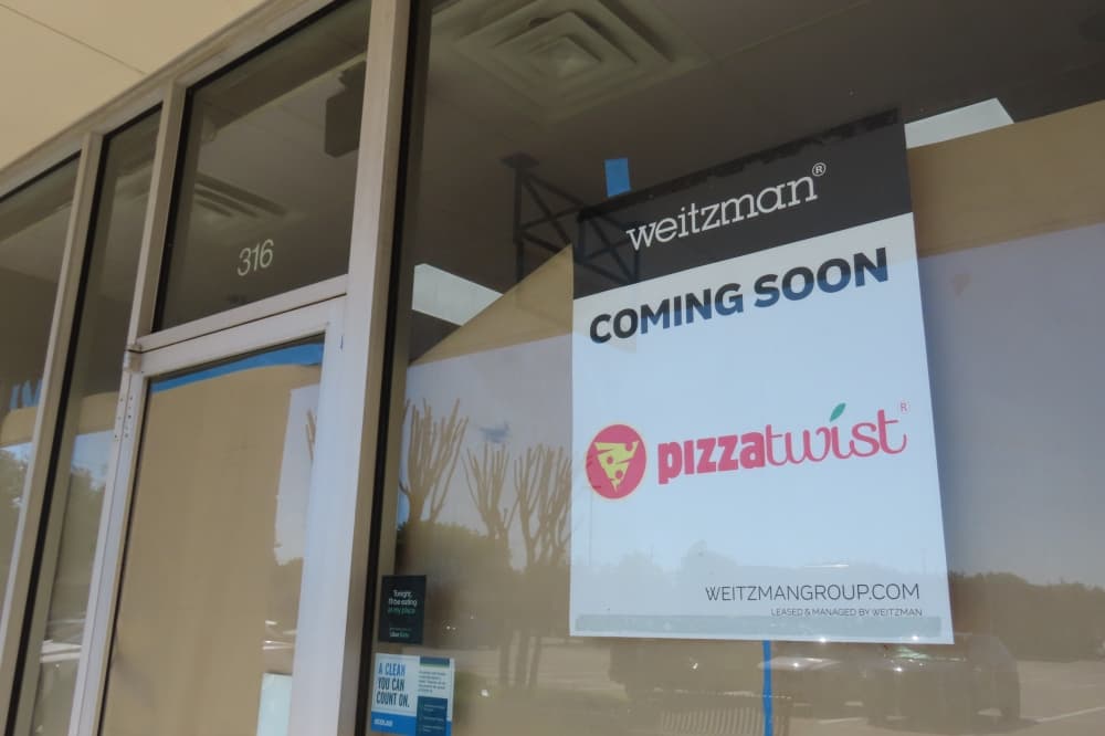 Pizza Twist serves wings, salads, pasta, traditional pizzas and Indian-fusion pizzas. (Jacquelyn Burrer/Community Impact)